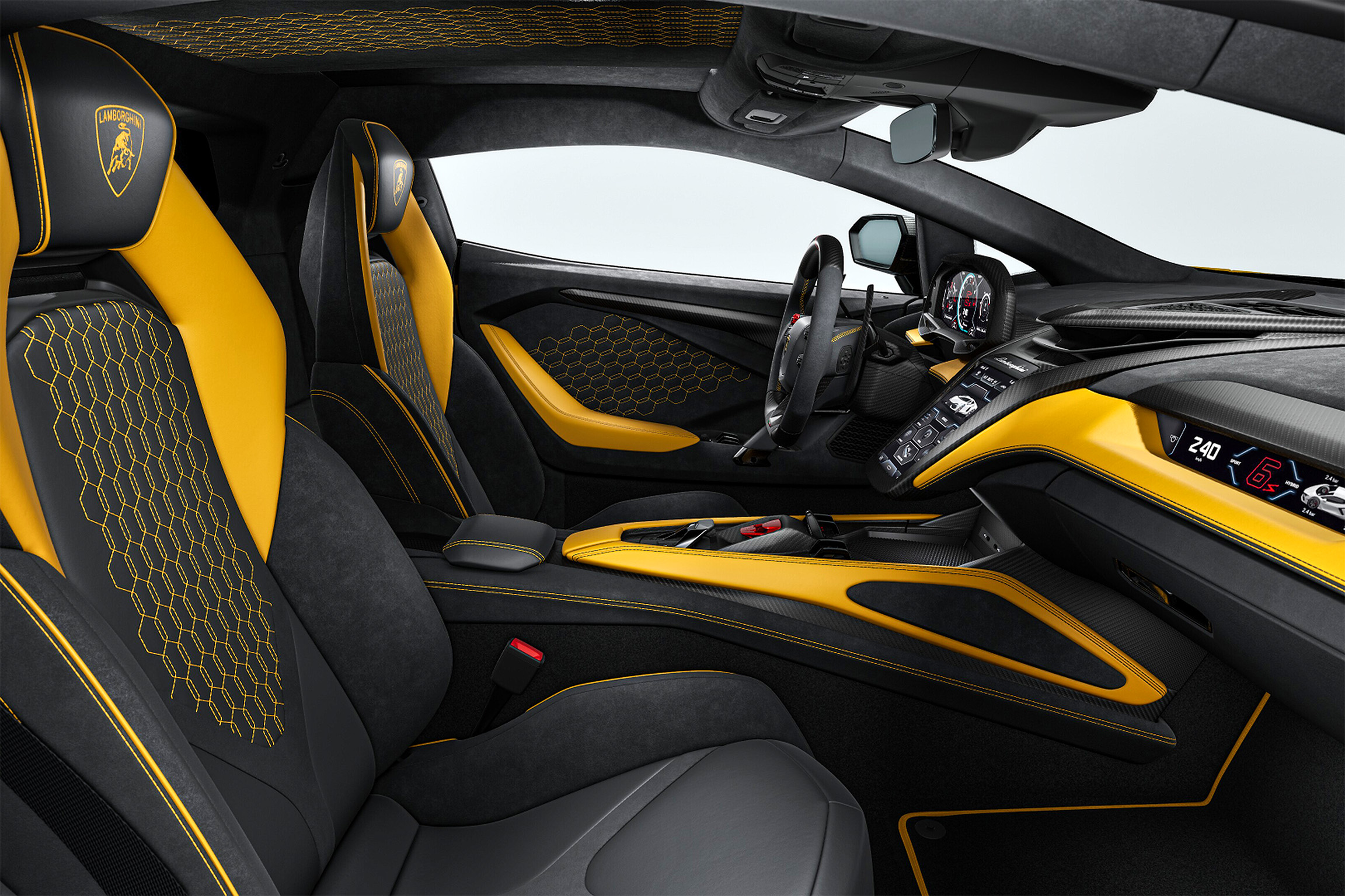 LAMBORGHINI photo 2