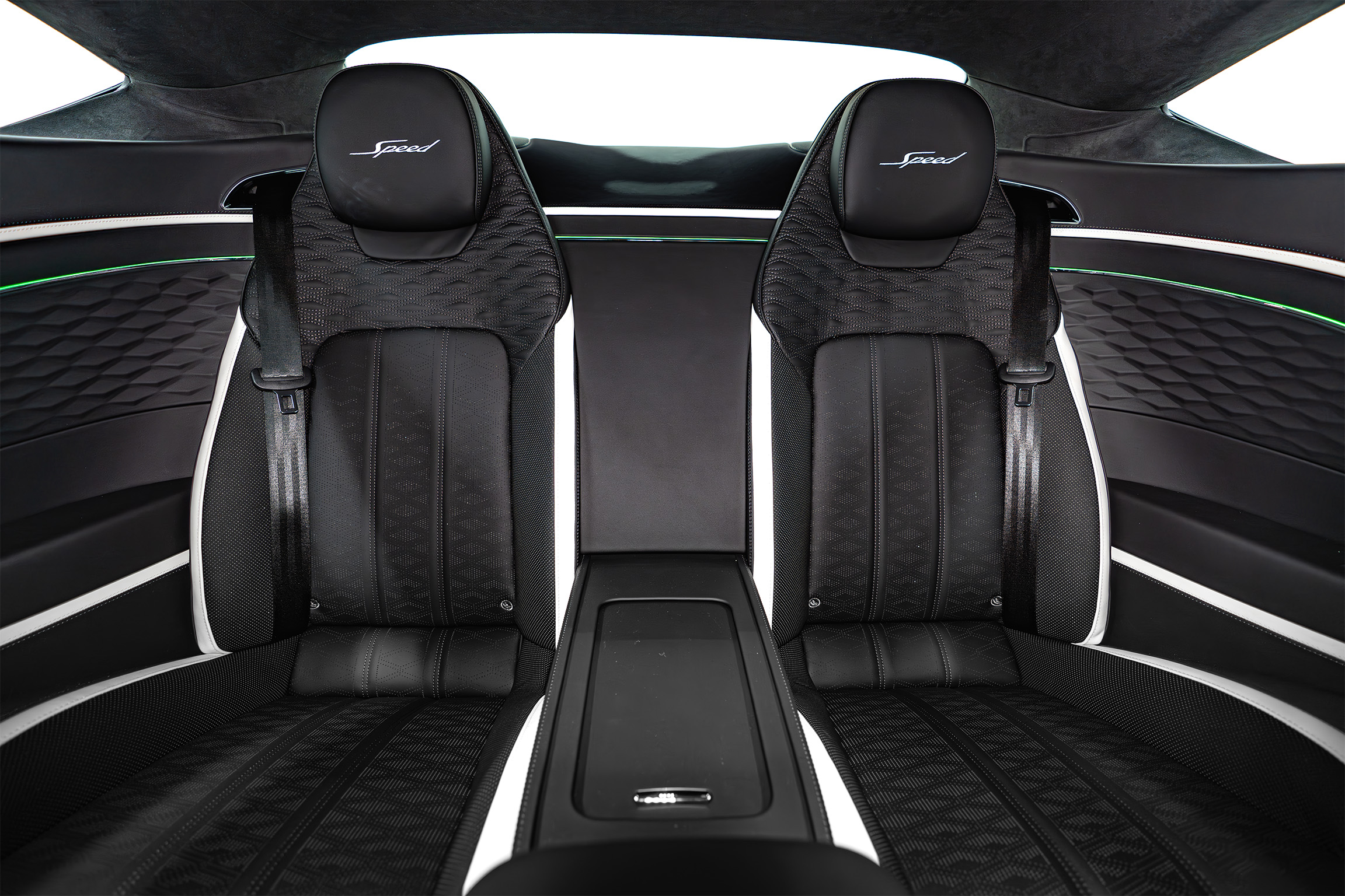 BENTLEY photo 7