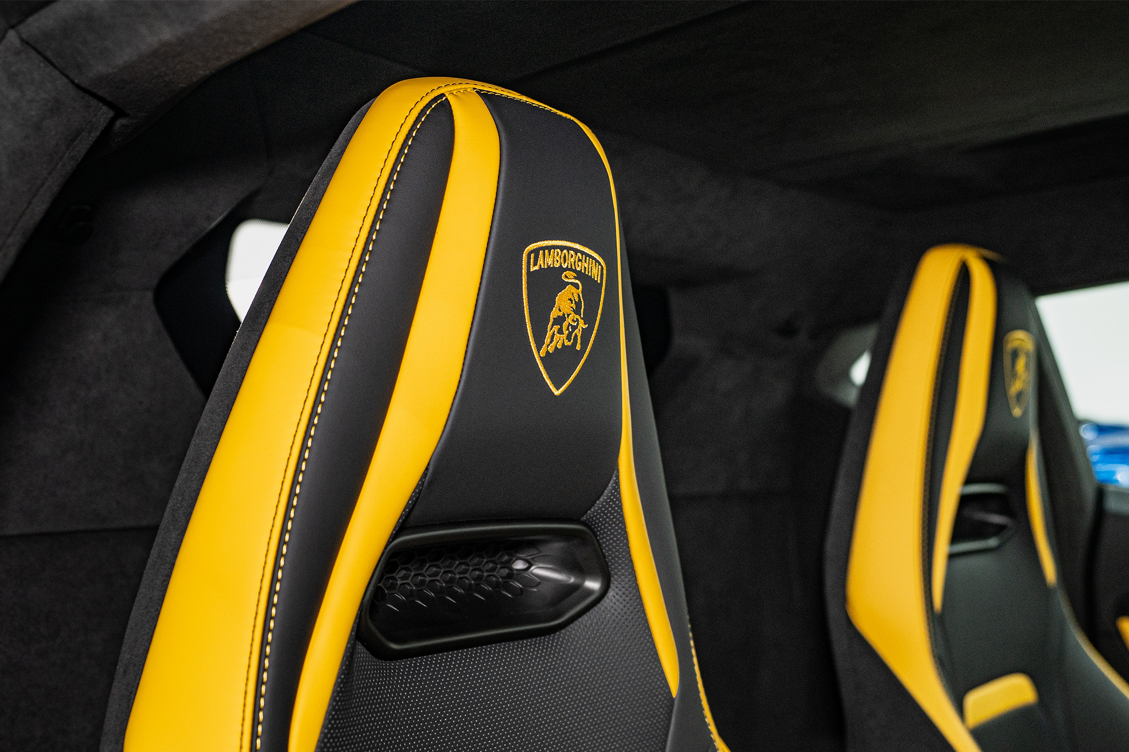 LAMBORGHINI photo 11