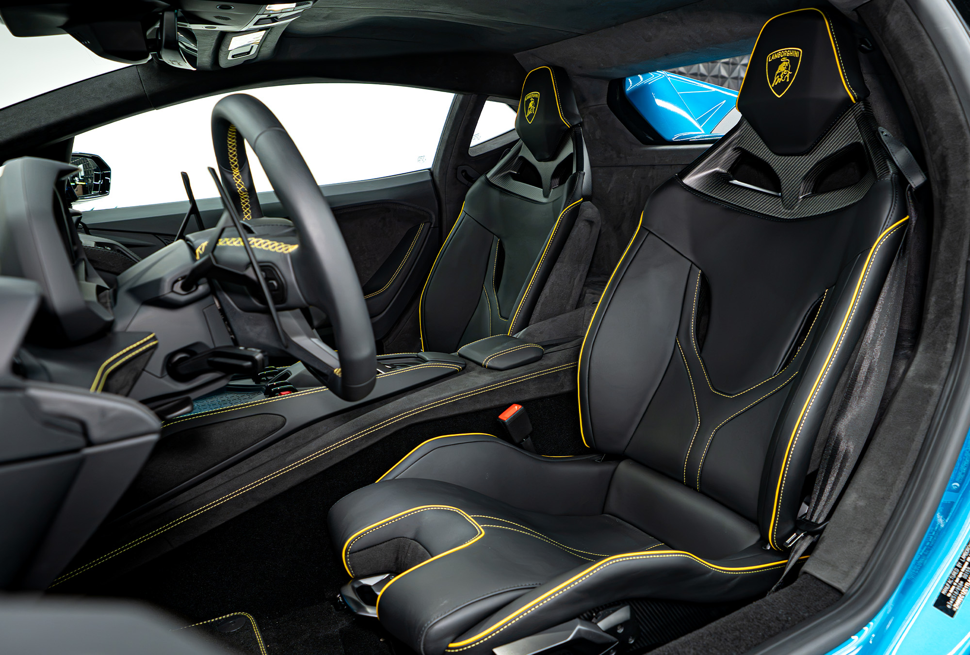 LAMBORGHINI photo 5