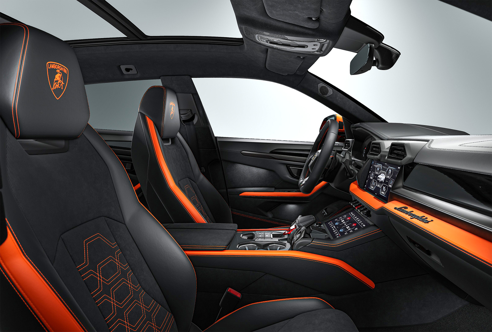 LAMBORGHINI photo 2