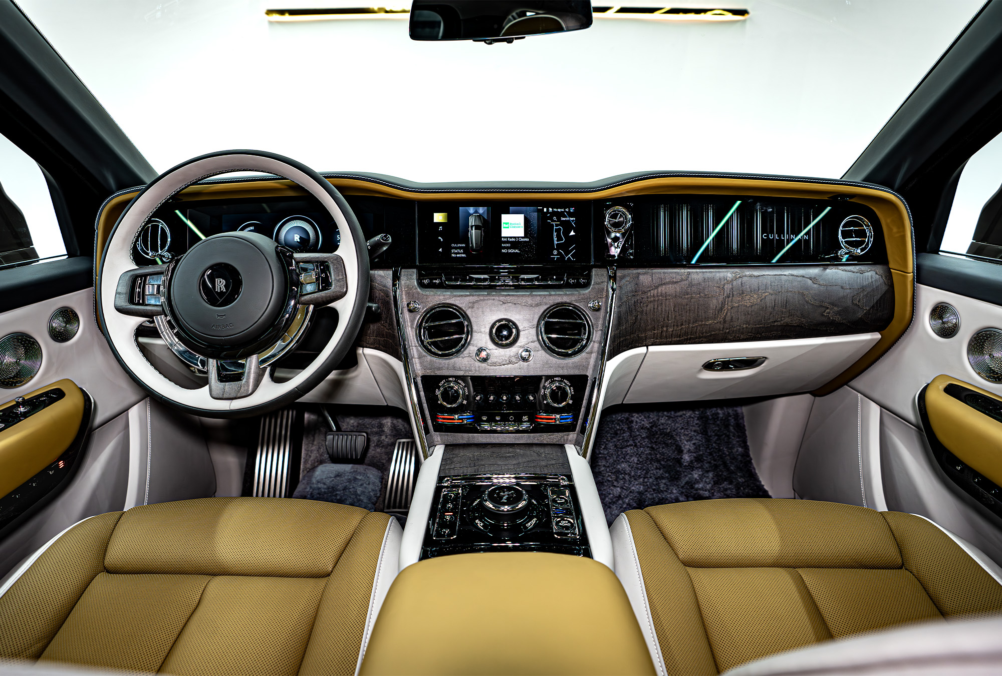 ROLLS ROYCE photo 7