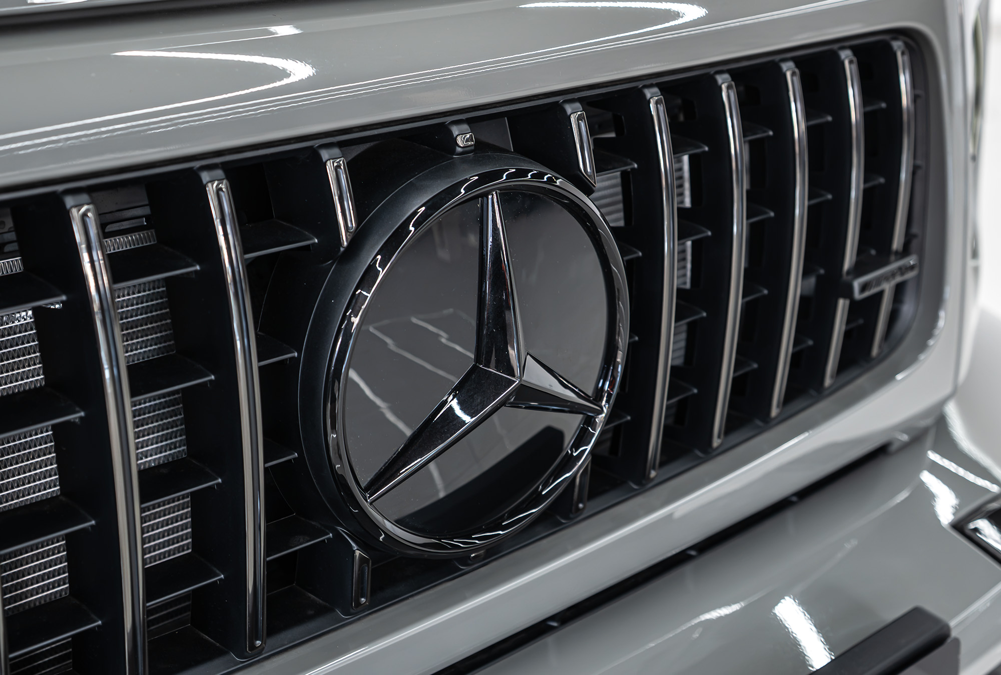 MERCEDES-BENZ photo 19
