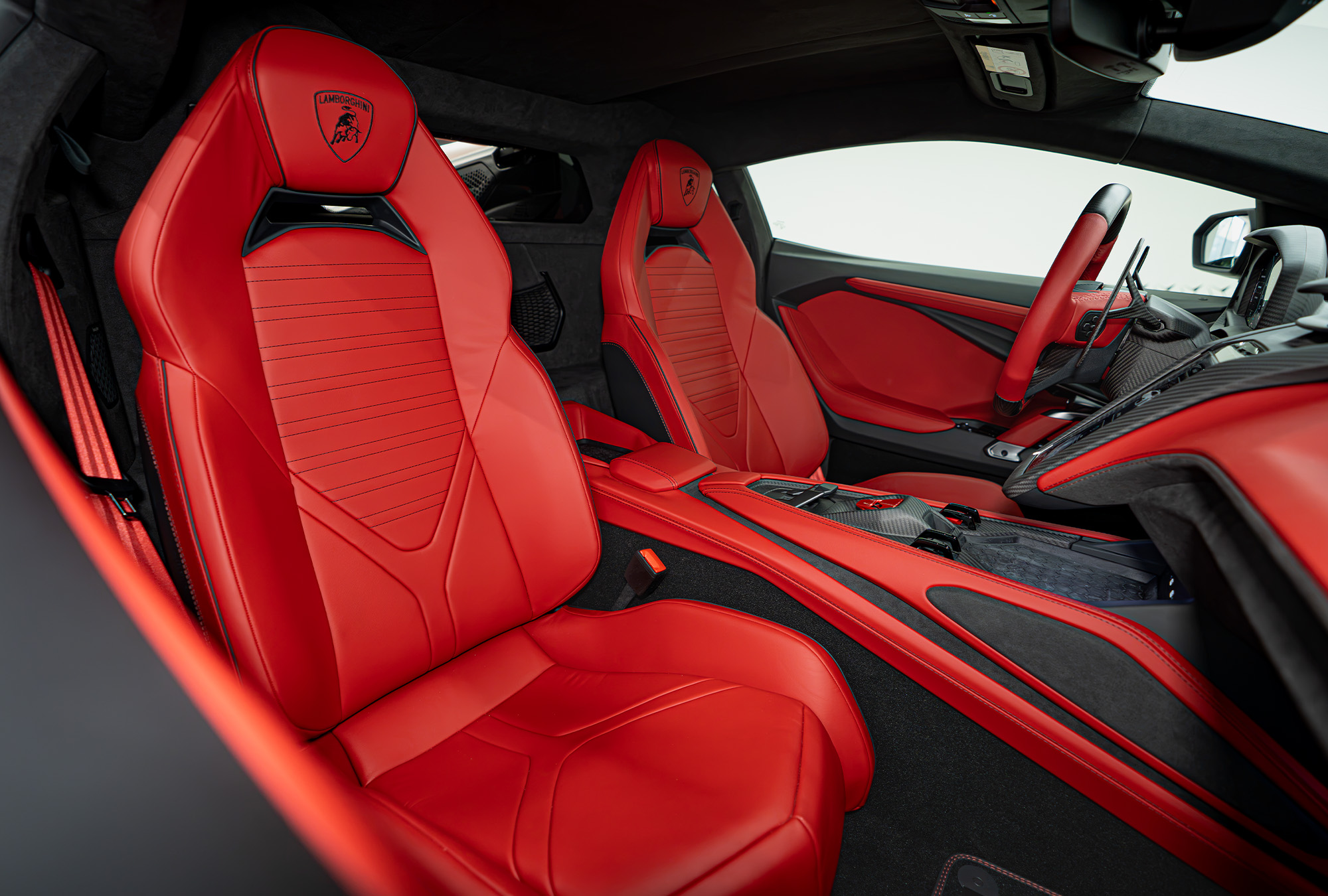 LAMBORGHINI photo 12
