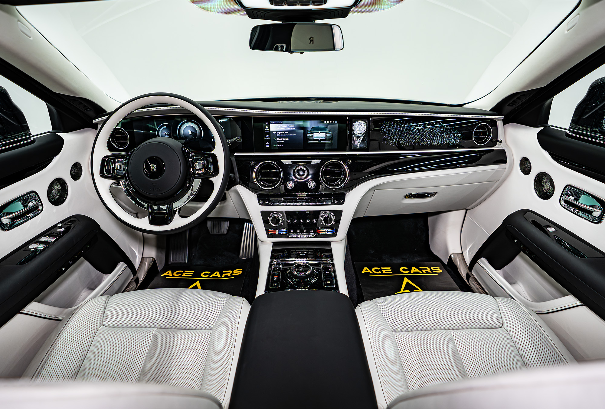 ROLLS ROYCE photo 5