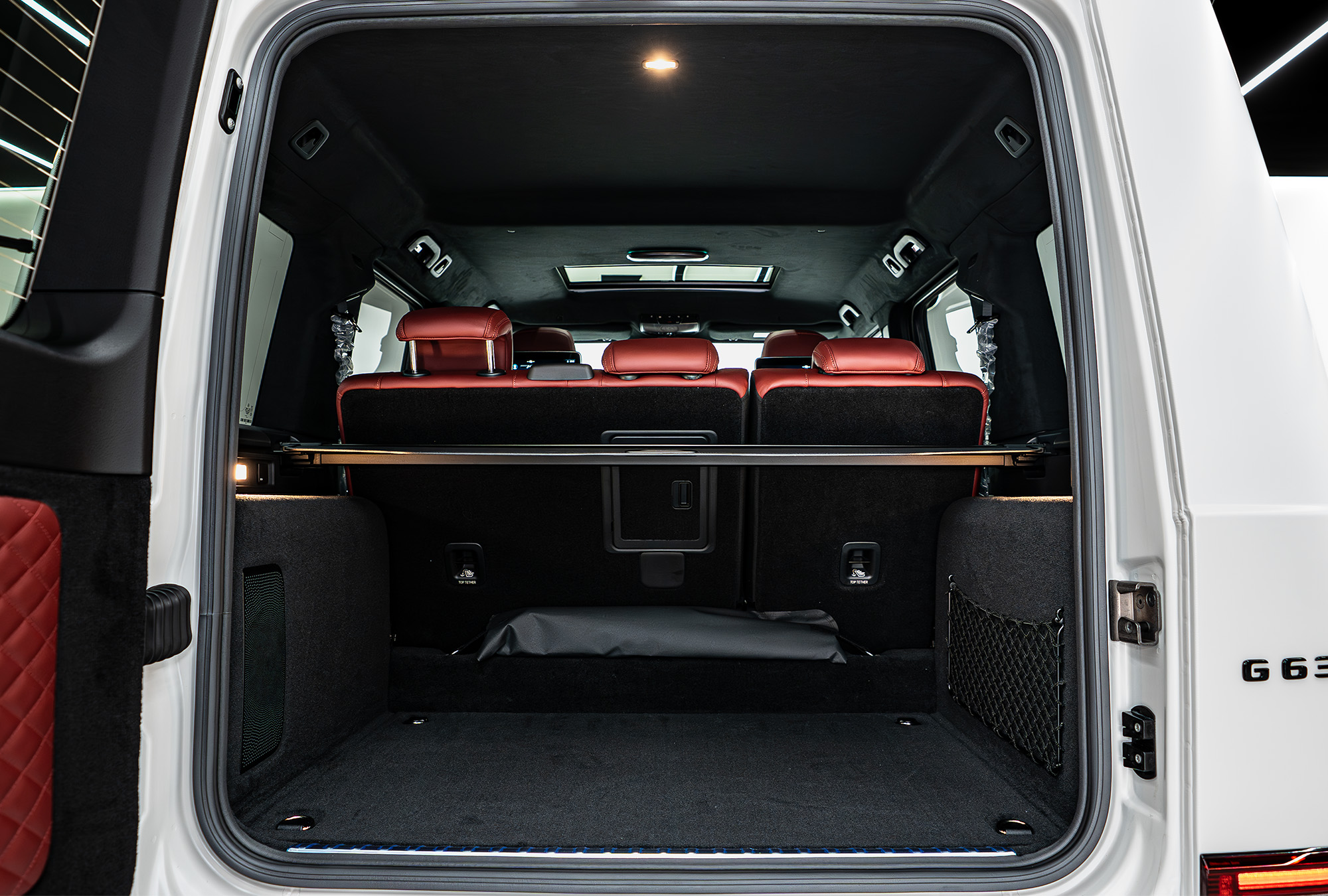 MERCEDES-BENZ photo 9