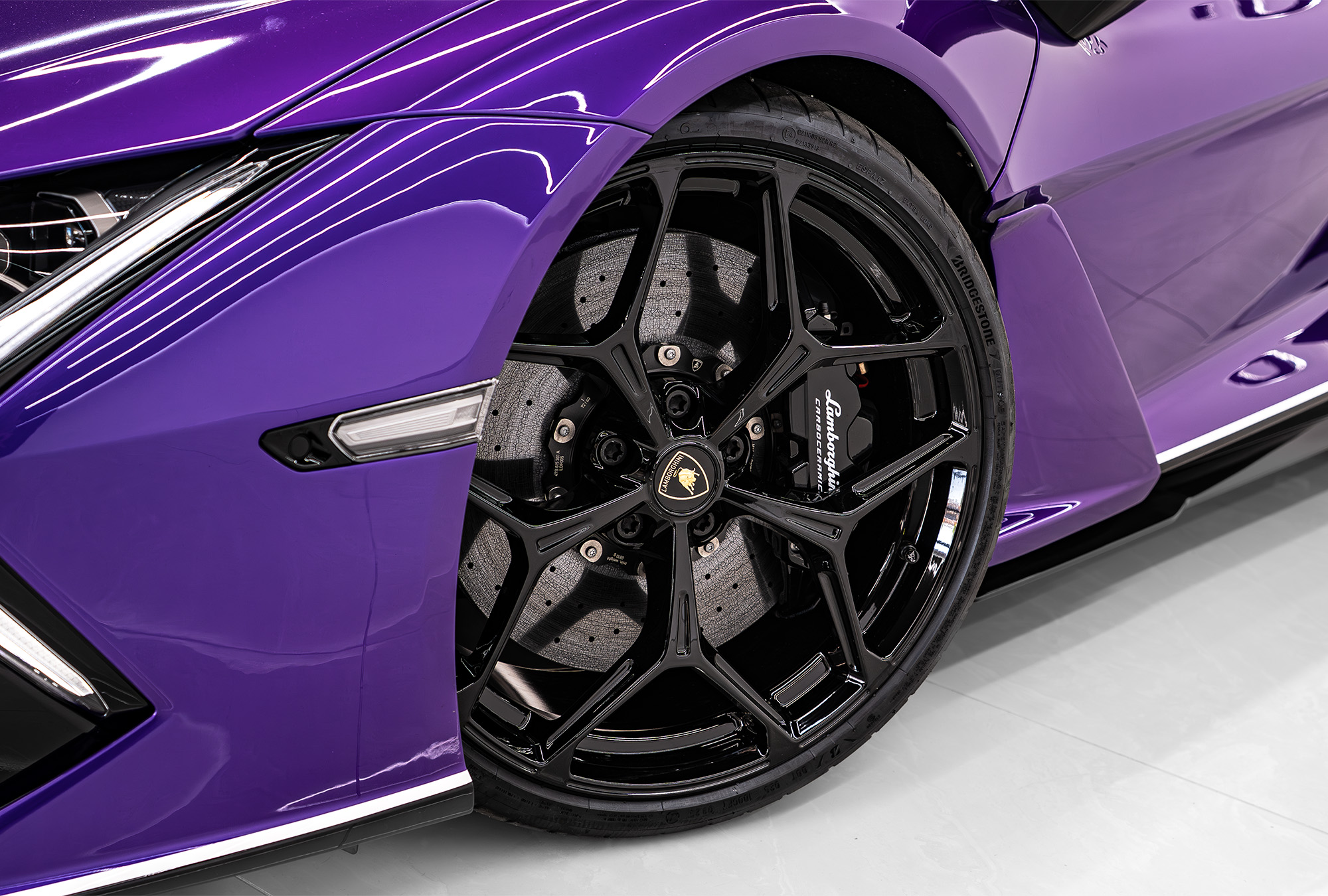 LAMBORGHINI photo 18