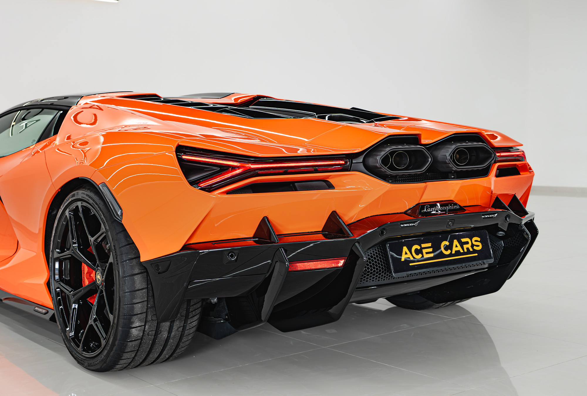 LAMBORGHINI photo 13