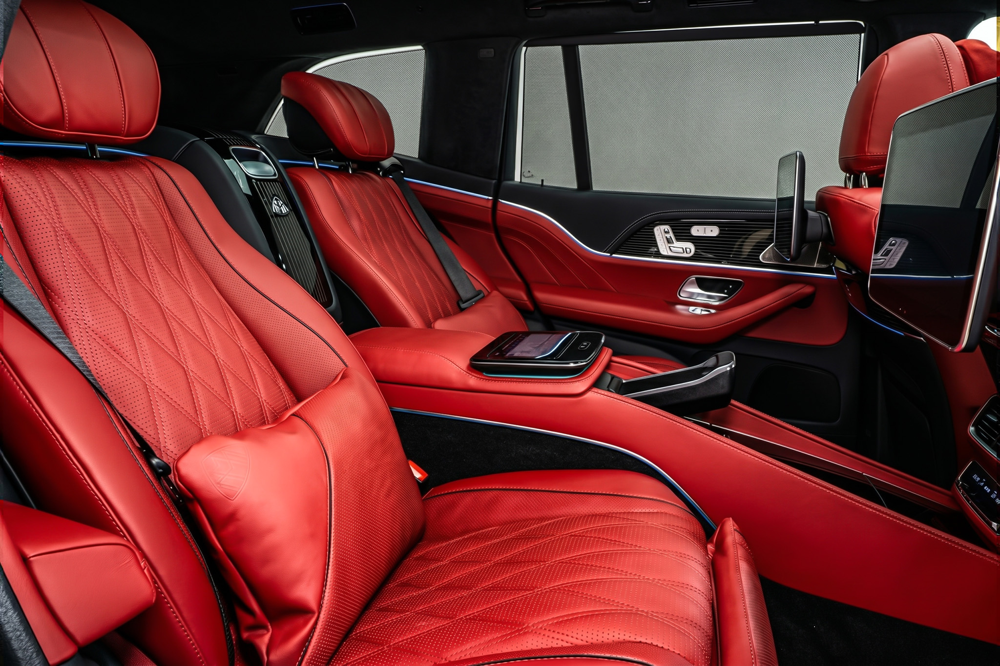 MAYBACH photo 2